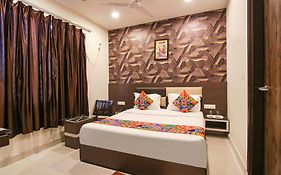 Hotel Rosewood Inn